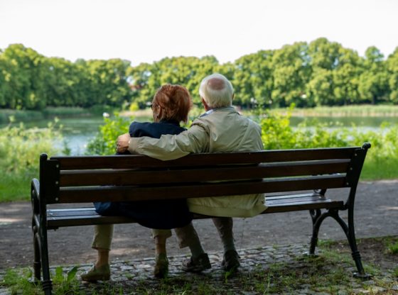 Photo "What to do with a person with dementia? Ideas for a calm and safe day"