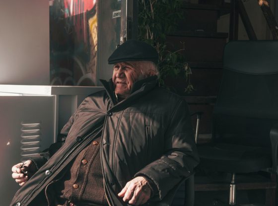 Zaburzenia pracy nerek w podeszłym wieku – objawy, które warto znać wcześniej